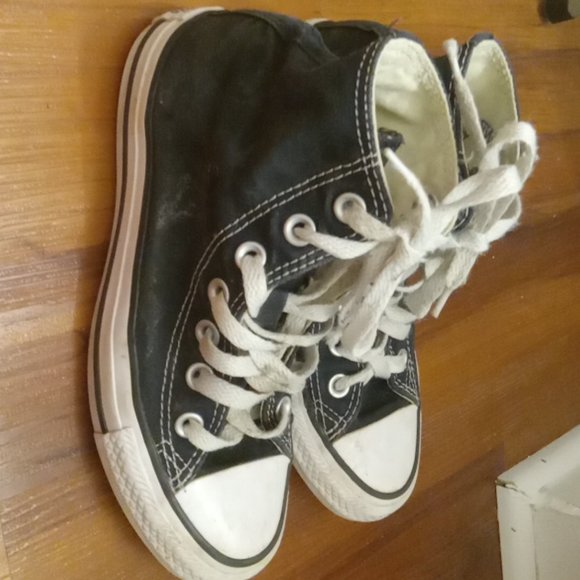 Black and White High Top Converse - Picture 1 of 4